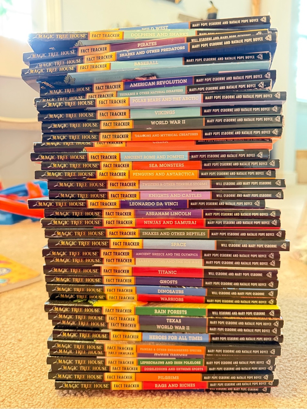 39 Magic Tree House Fact Tracker Books